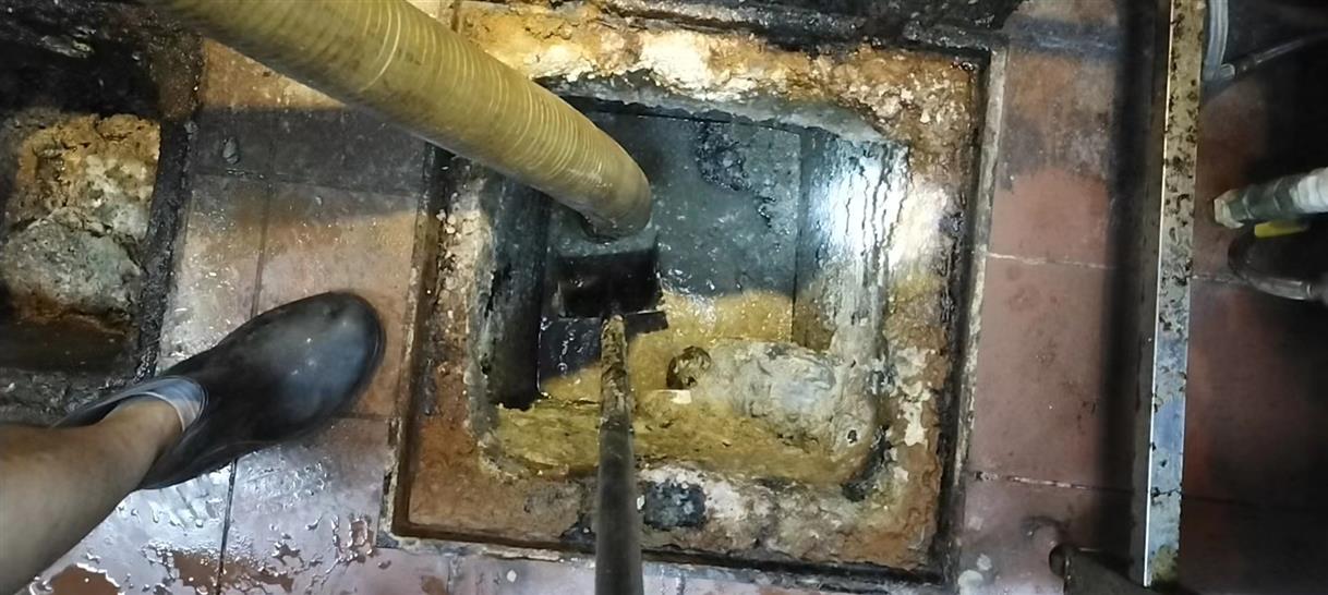扬州污水池清理一般都有毒气，怎么预防中毒呢？